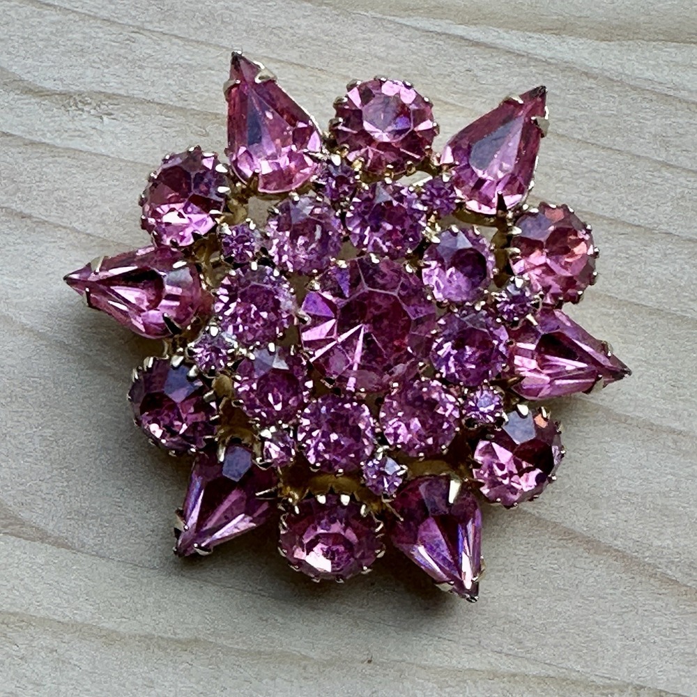 VTG Weiss Brooch Pin 2" Tiered Pink Rhinestone Crystals Bloom Flower Gold Plated